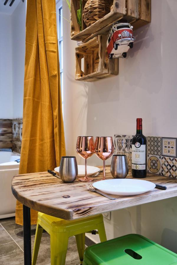 Apartment Place Carnot - Equipe Avec Jacuzzi Proche Toutes Commodites