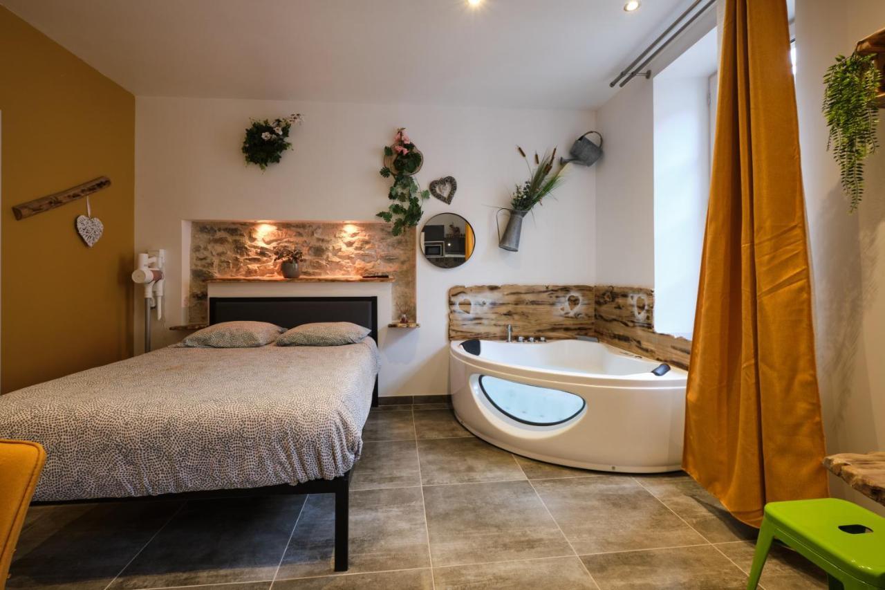 Apartment Place Carnot - Equipe Avec Jacuzzi Proche Toutes Commodites *